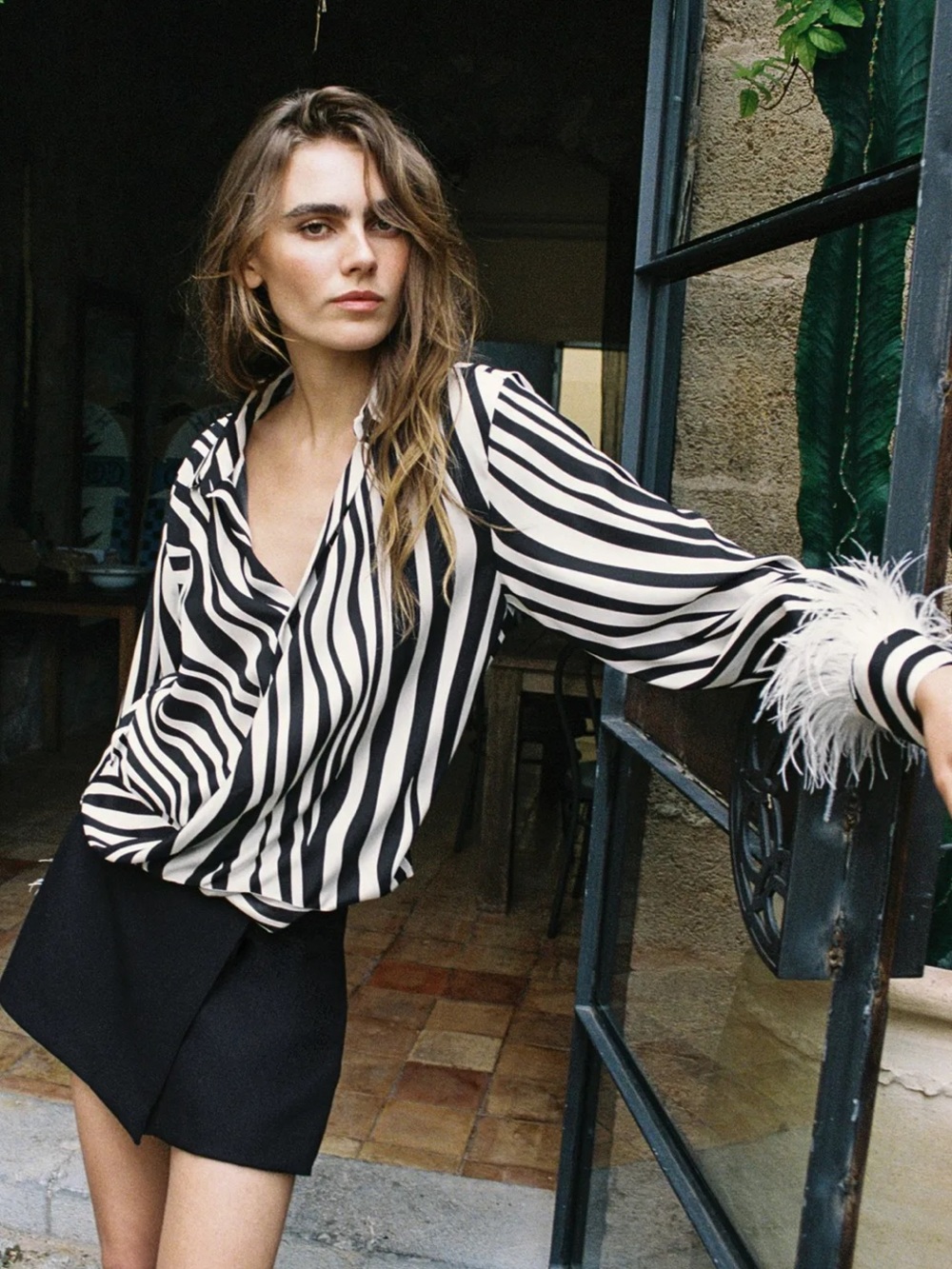 Zara FEATHER ANIMAL PRINT SHIRT